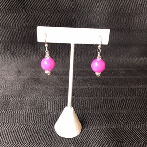 💗Brand new Hand-beaded Pink Earrings